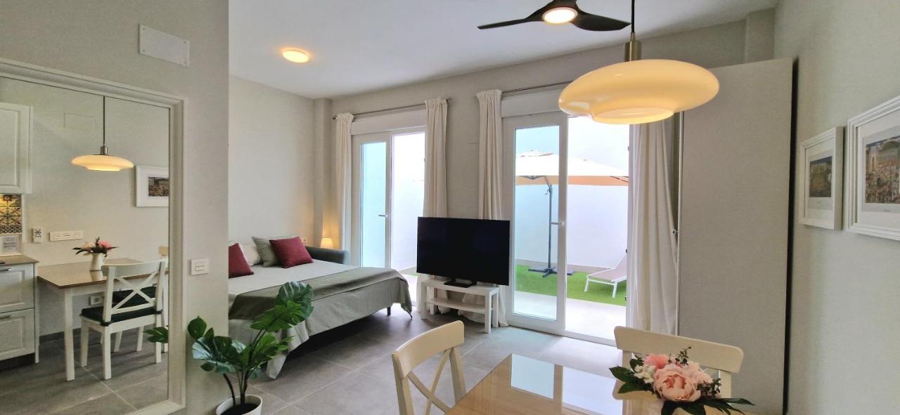Malaga Lodge Apartments Zewnętrze zdjęcie