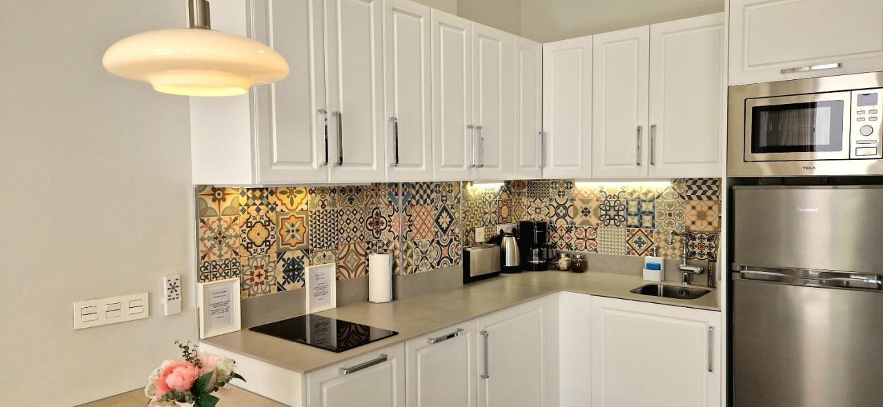 Malaga Lodge Apartments Zewnętrze zdjęcie